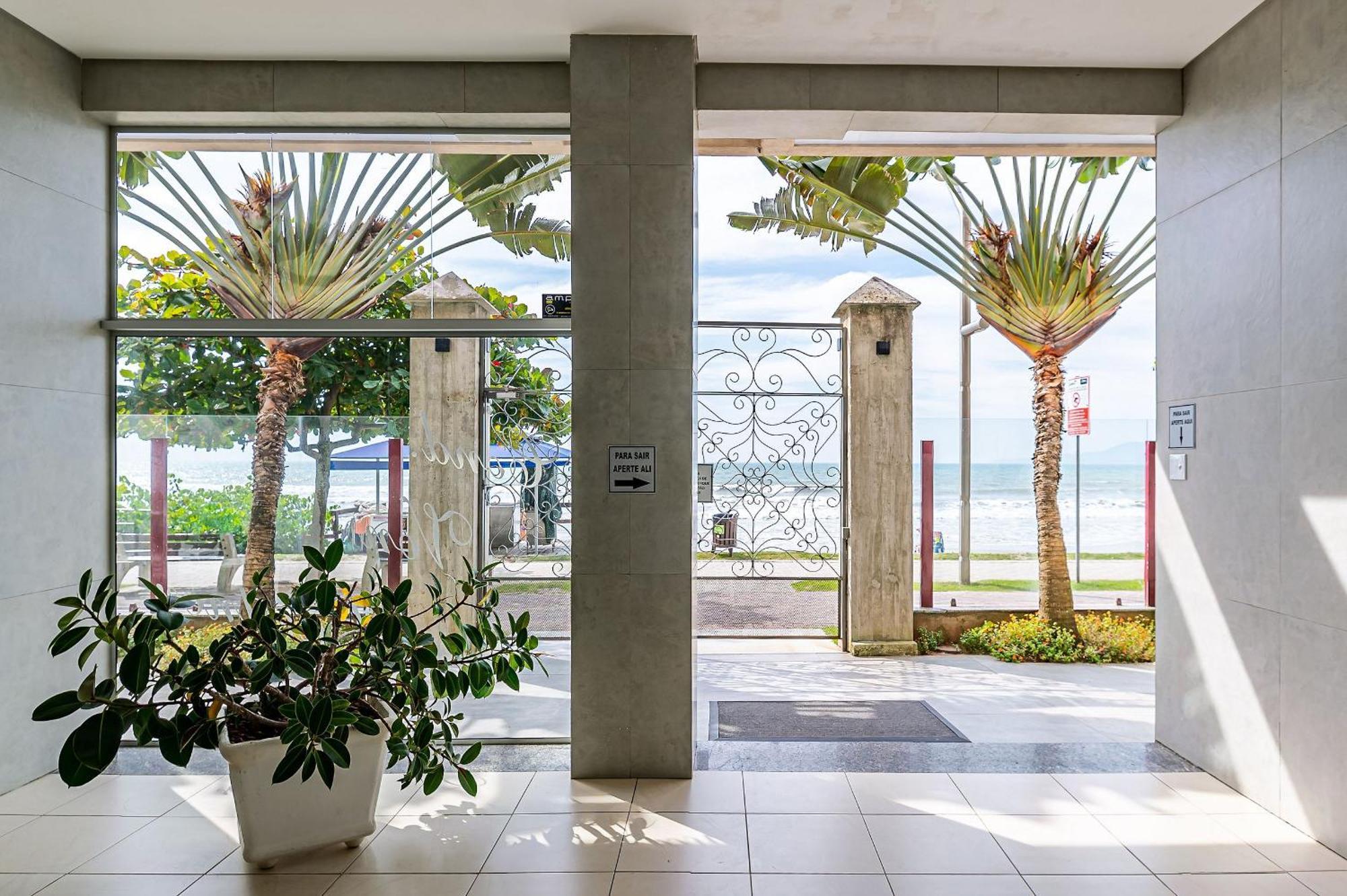 Apto Pe Na Areia Vista Mar Em Meia Praia Evb308 Itapema Exterior foto